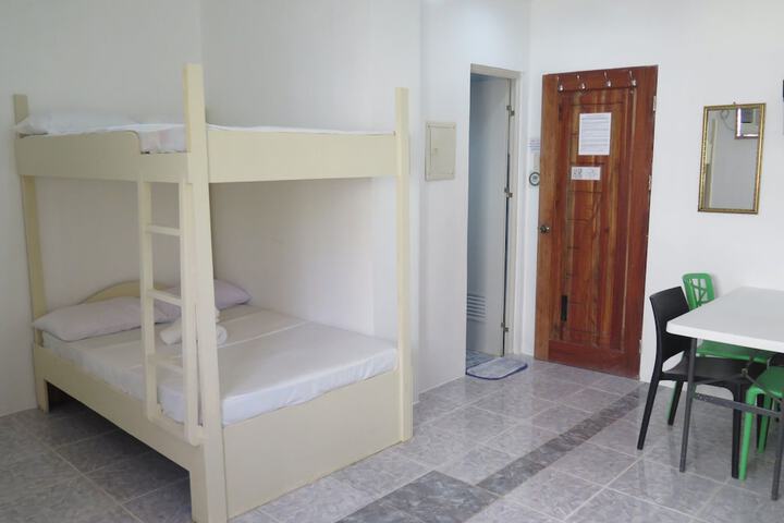 Room 25 of 57