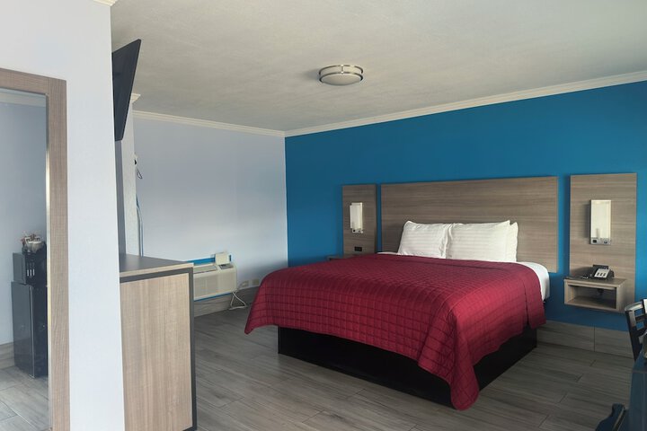 Room 14 of 26