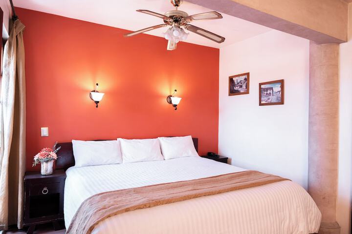 Room 5 of 28