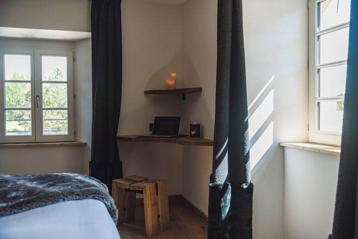 Room 14 of 43