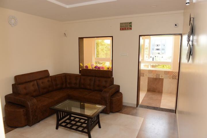 Room 12 of 21