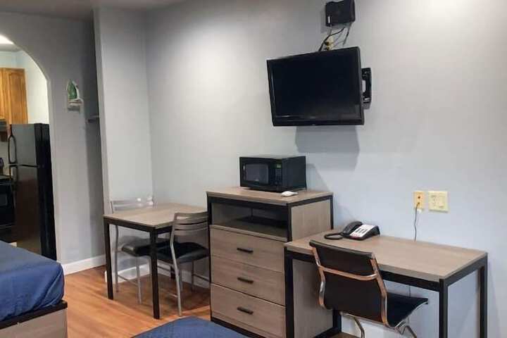 Room 19 of 32