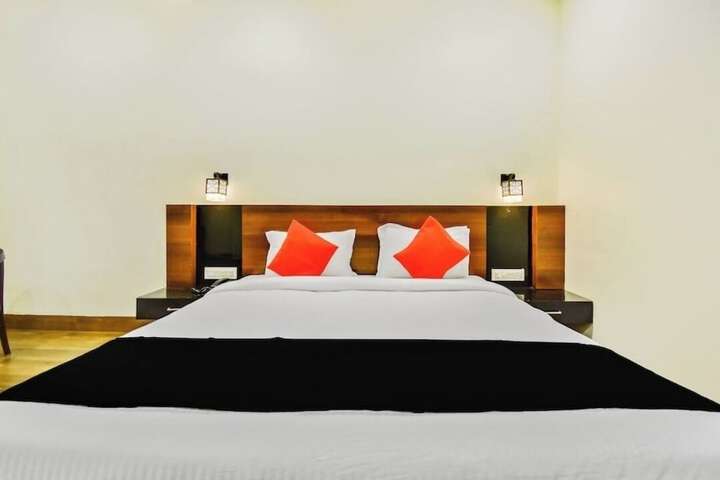 Room 8 of 25