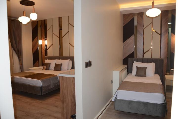 Room 11 of 26