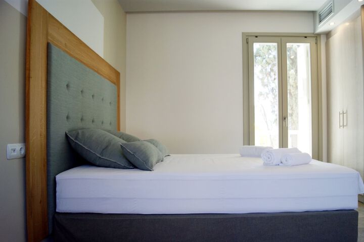 Room 26 of 62