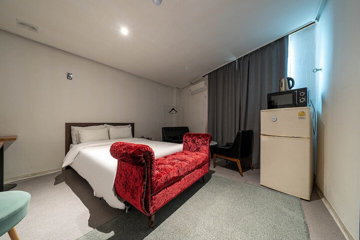 Room 26 of 82