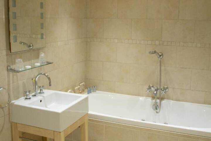 Clean Restrooms