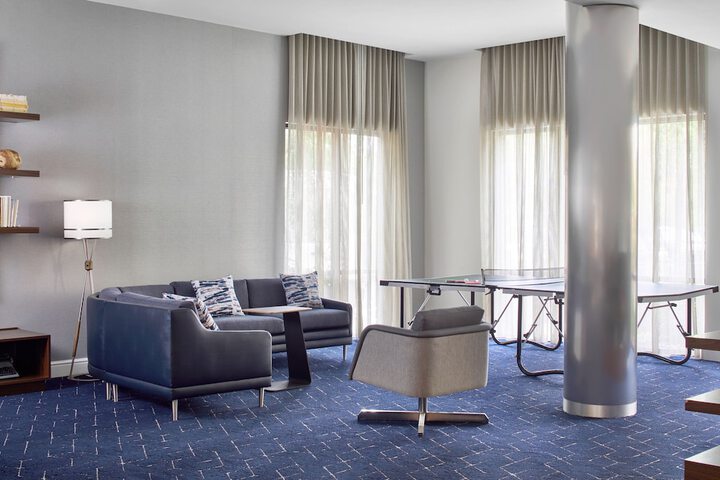 Hotel Interior 4 of 38