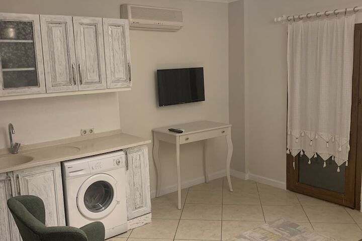 Room 36 of 159