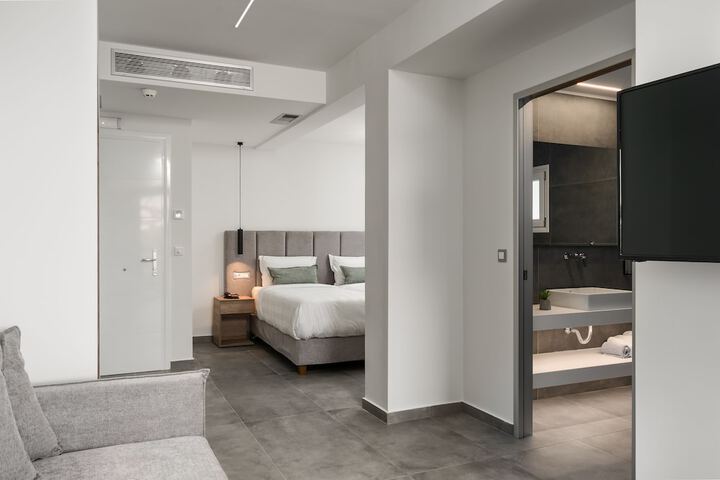 Room 41 of 266