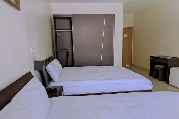 Room 13 of 50