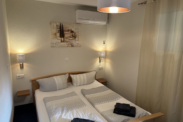 Room 62 of 109
