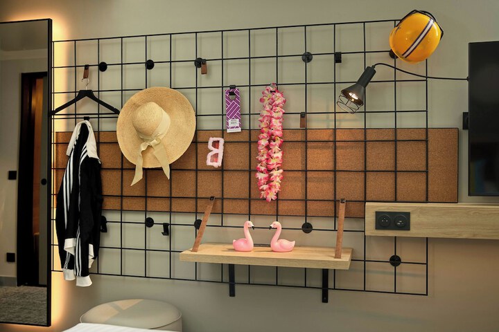 Room 14 of 55