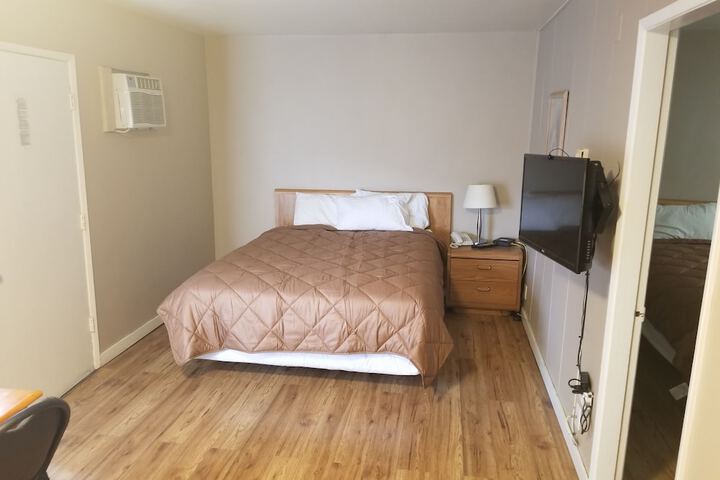 Room 11 of 45