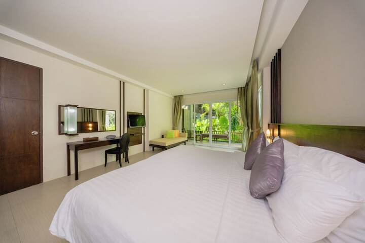 Room 42 of 110
