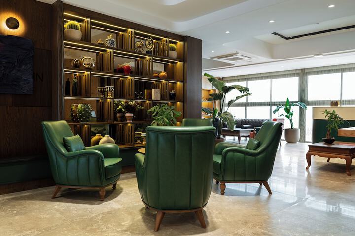 Hotel Interior 11 of 76
