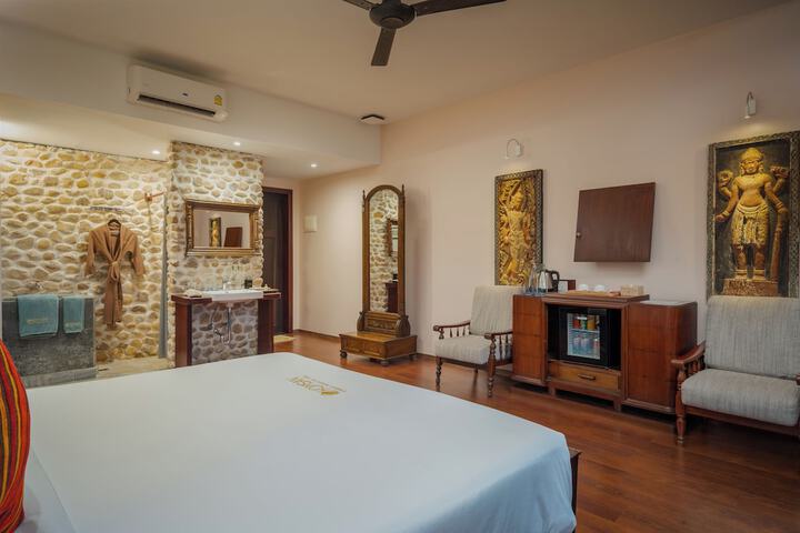 Room 40 of 90