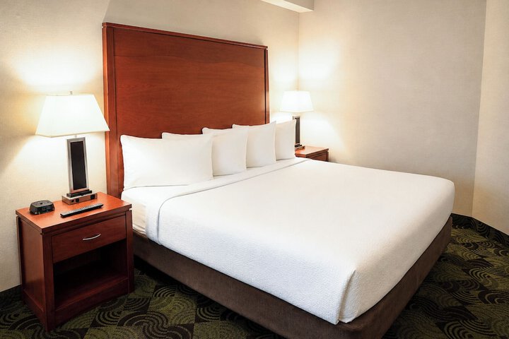 Room 10 of 52