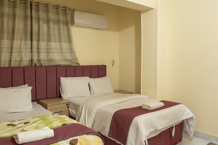 Room 46 of 95