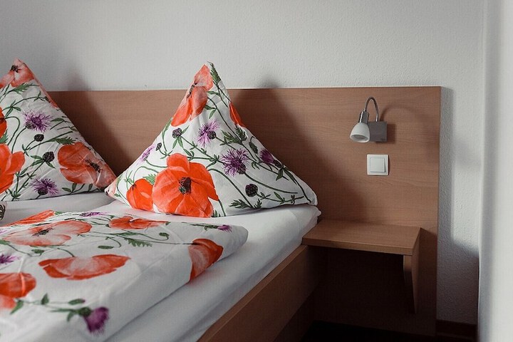Room 7 of 22