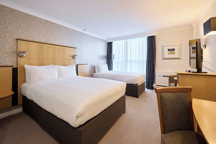 Room 95 of 292