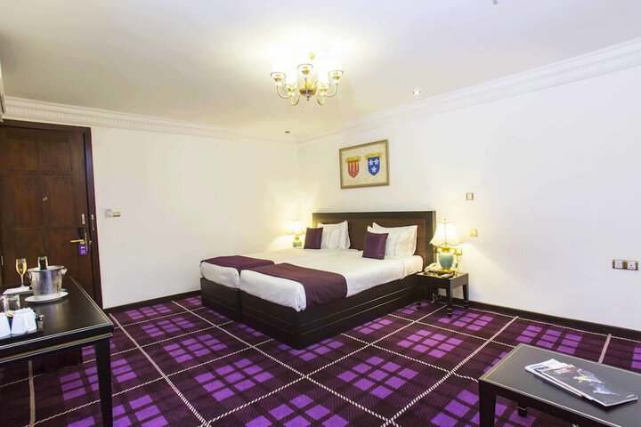 Room 45 of 113