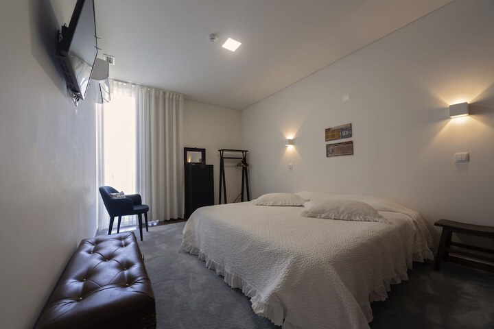 Room 32 of 111