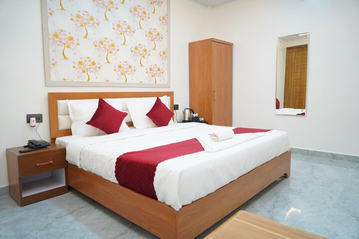 Room 3 of 22