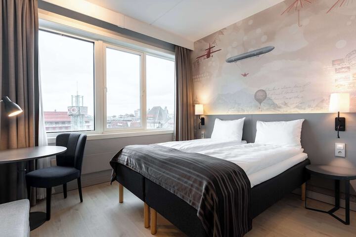 Room 10 of 55