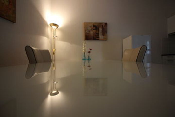 Room 17 of 27