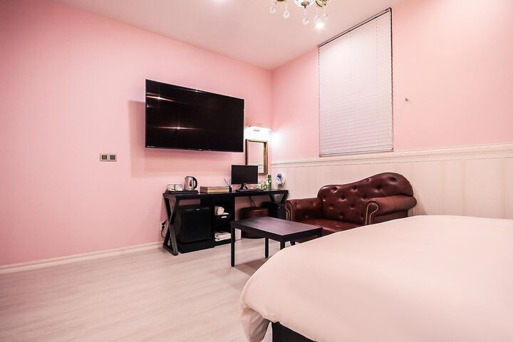 Room 149 of 152