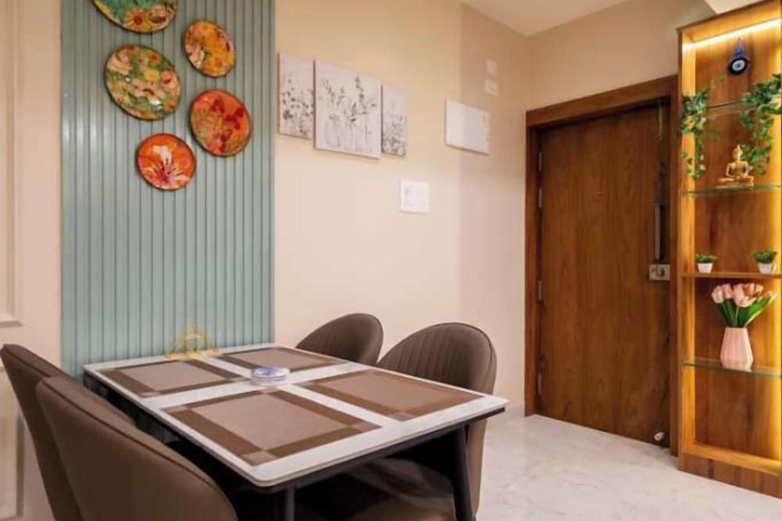 Room 10 of 24