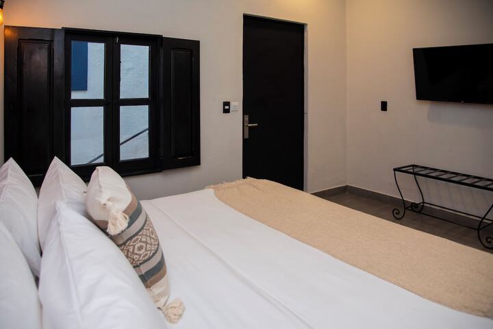 Room 34 of 75