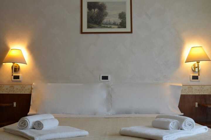Room 13 of 46