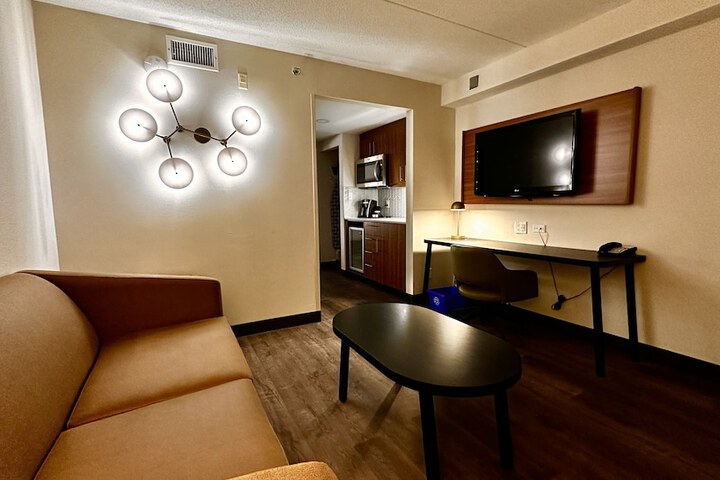 Room 45 of 74
