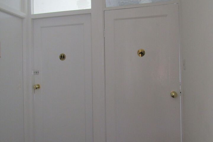 Room 63 of 99