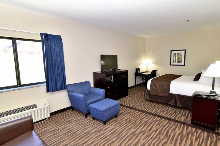 1 King Bed Suite (13 of 44)