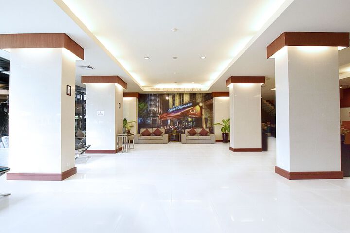 Hotel Interior 5 of 31