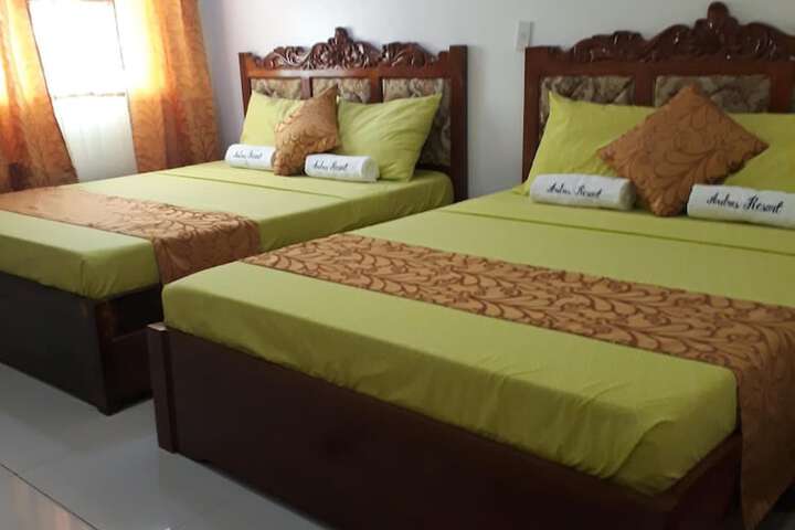 Room 10 of 21