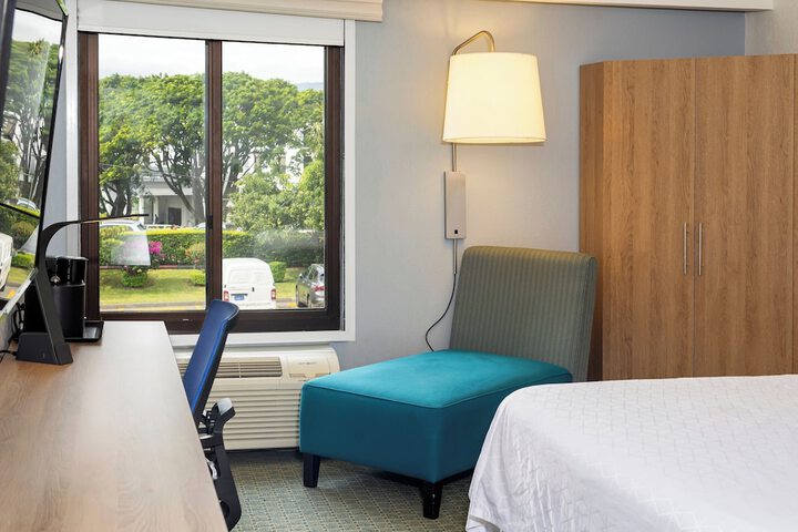 Room 50 of 125