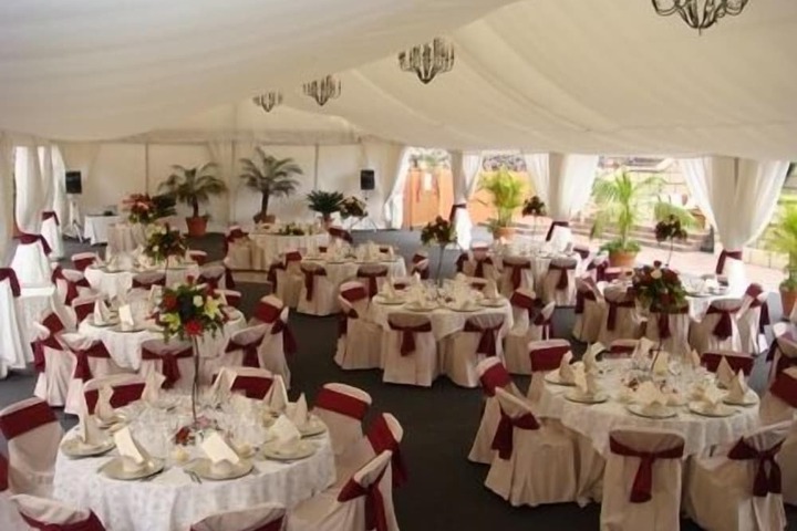 Ballroom/Hall 46 of 71
