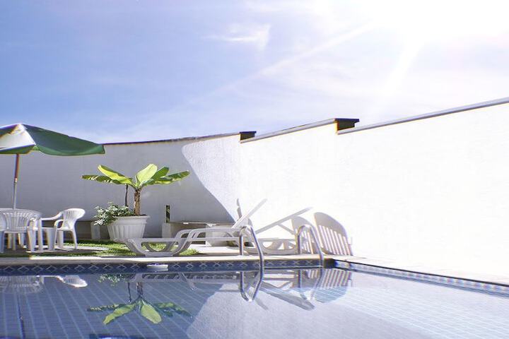 Pools & Facilities