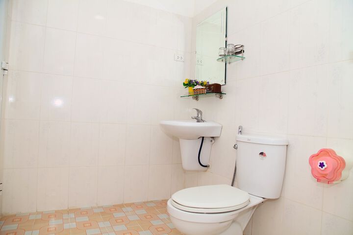 Room 15 of 22