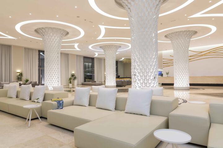 Guest Lobby