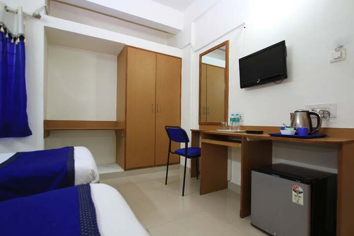 Room 10 of 15