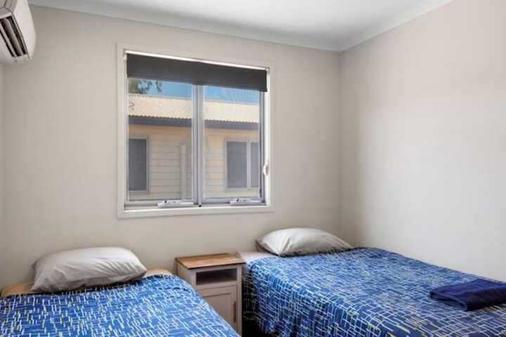 Room 12 of 93