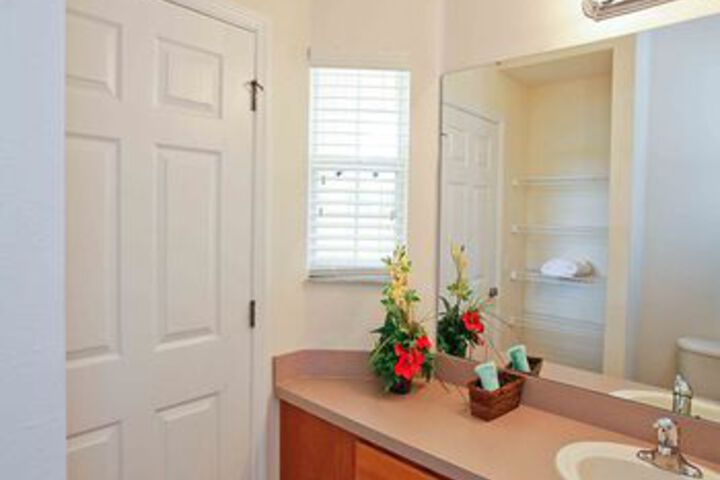Room 5 of 22