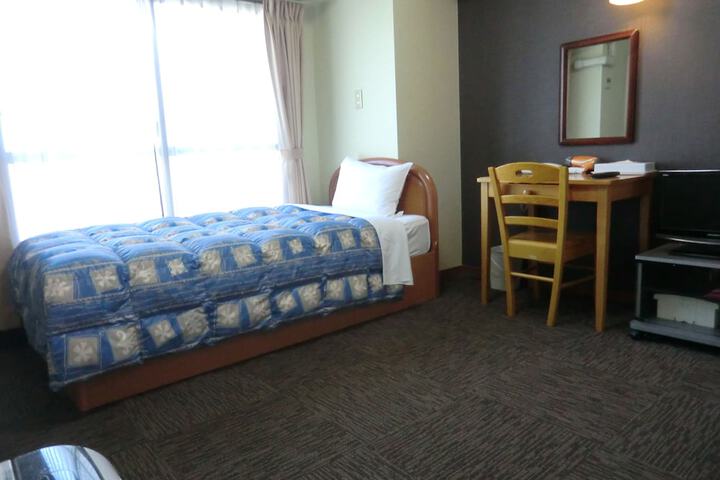 Room 25 of 50