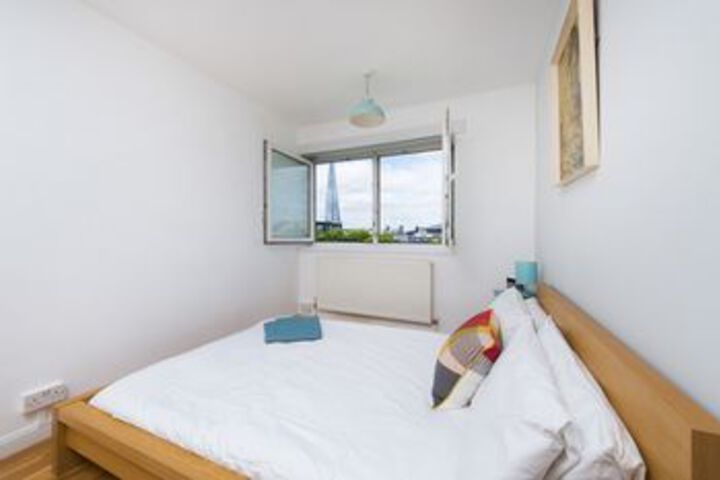 Room 7 of 28