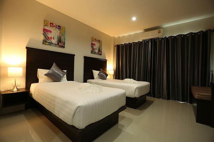 Room 7 of 31